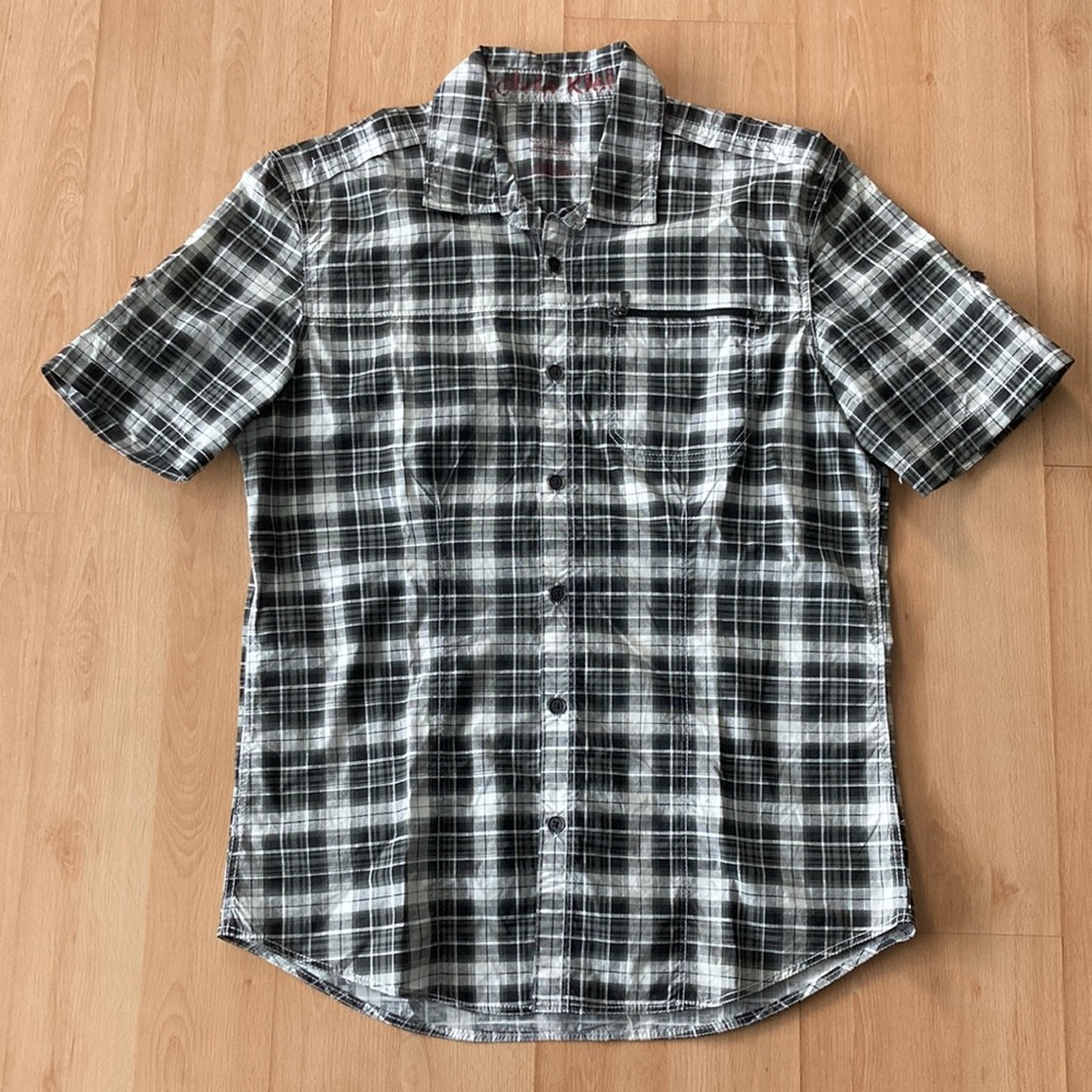 Short sleeve plaid Calvin Klein button up shirt